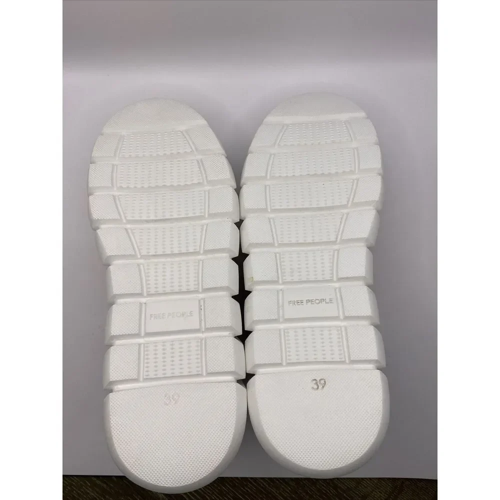 Free People‎ Catch Me If You Can Crochet Sneakers Sz 39 US W 8